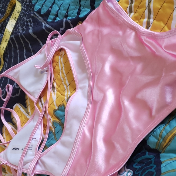 Bathing suit. - Picture 3 of 3